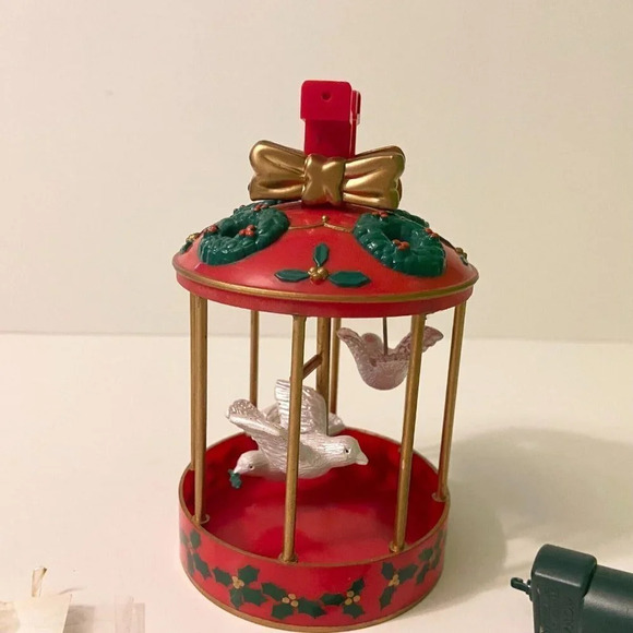 Vintage 1989 Noma Ornament White Doves  Cage Ornamotion Golden Series Christmas - Picture 4 of 12